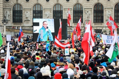 A video of FPÖ youth unmasks the party’s racist and pro-Nazi nature