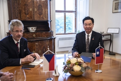 Taiwan Foreign Minister Wu visits Europe