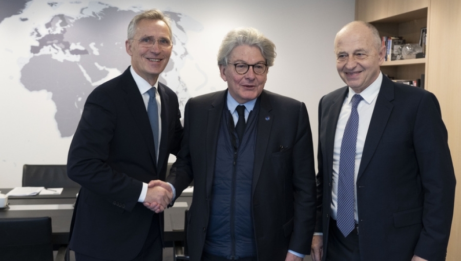 NATO Allies discuss the importance of boosting defence industrial capacity with EU Commissioner Thierry Breton