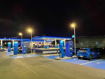 EU adopts new law for more recharging and refuelling stations across Europe
