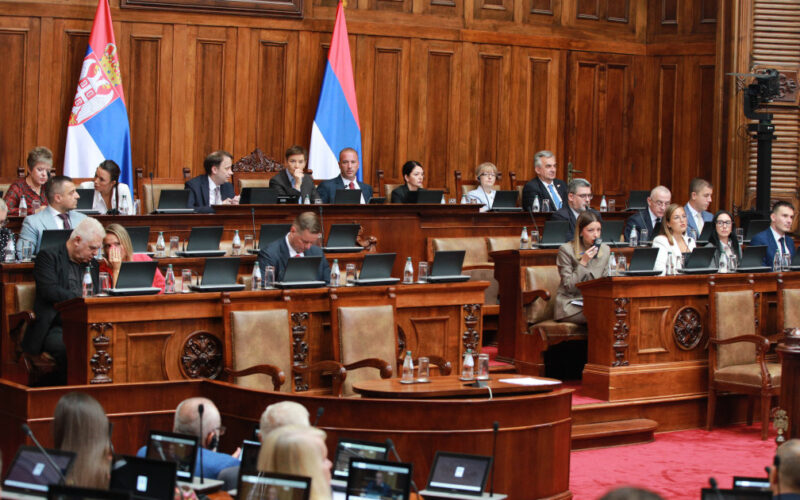 Danas nastavak vanredne sednice Skupštine Srbije i rasprave o rebalansu budžeta