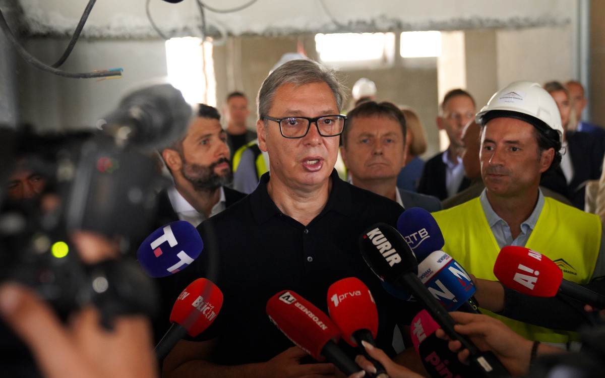 Vučić o najavi SPS: Svako bira svoj put, SNS će morati samostalno da pobedi na izborima