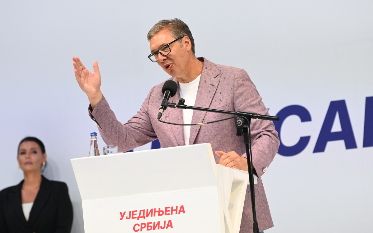 Vučić na mitingu 