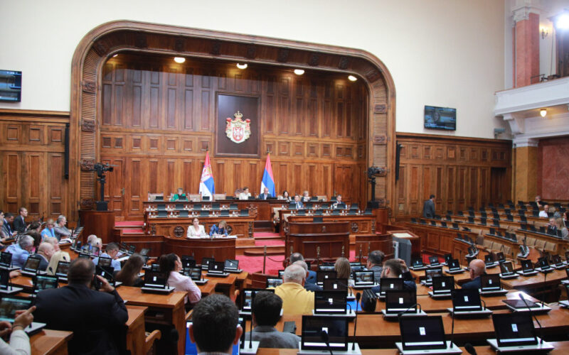 Rebalans budžeta, infrastrukturni krediti i pravosudni zakoni