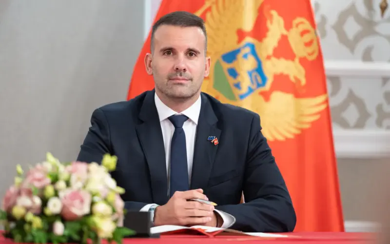 Advokatica objasnila slučaj Milojka Spajića: Evo zašto je završio u vojnoj evidenciji Srbije i zašto to ne znači ono što tvrdi Milan Knežević