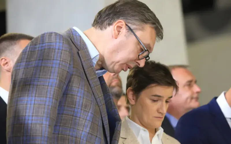Brnabić pokušala da odbrani Vučića, a bolje da nije: Jednom objavom nesvesno priznala da predsednik odlučuje ko u Srbiji dobija otkaz