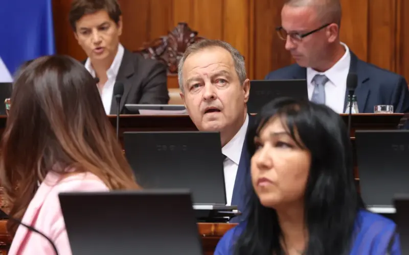 Dačić odgovorio na tvrdnje dr Milića da je za 10 godina dodeljeno blizu 300.000 novih državljanstava