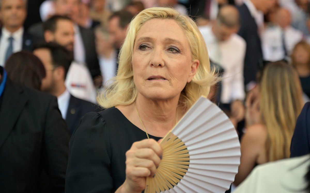 Francuski centar pred slomom: Marin le Pen vodi, Melanšon sve bliži drugom krugu