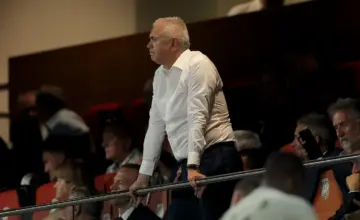 FOTO Pogledajte reakciju Terzića tokom debakla Zvezde u Češkoj: Ovako se osećaju i navijači kad vide da su crveno-beli ostali bez više od 30 miliona evra