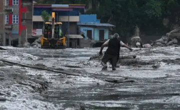 Broj žrtava poplava u Nepalu i Kini porastao na 469: Vlasti upozoravaju na moguće nove poplave