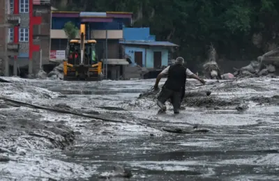 FOTO VIDEO Pogledajte snimke katastrofalne poplave u Nepalu