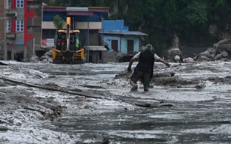 FOTO VIDEO Pogledajte snimke katastrofalne poplave u Nepalu