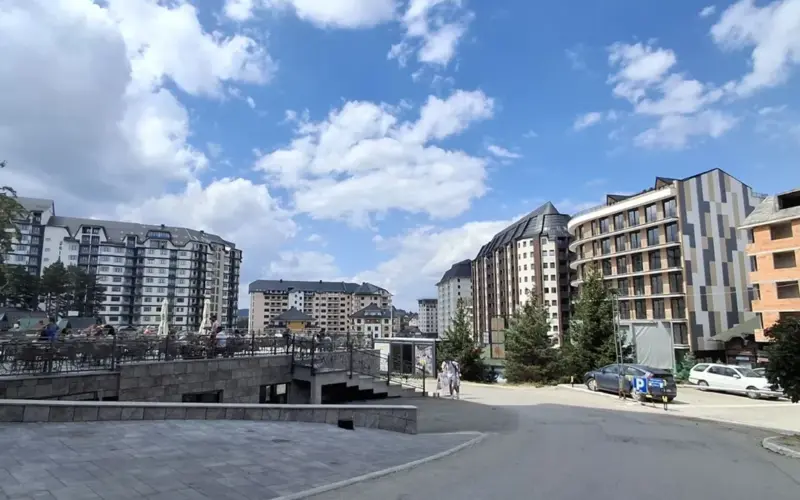 Fotkali smo kako sad izgleda Zlatibor i – mnogi ovde ne bi mogli da podnesu nijednu noć FOTO