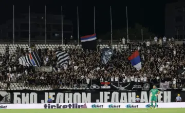 “Grobari” vređali Vučića: Utakmica još nije ni počela, a već su se čule uvreljive poruke