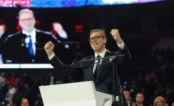 Kako se Užice sprema za Vučića: Zastave duž centralne ulice, ali i poruka da “narod ne želi da ga vidi”