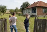 Lakše do kuće na selu: Majke će moći da koriste obe državne subvencije