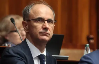 Macut se sastao sa ambasadorom Irana, a onda je njegov kabinet promenio saopštenje