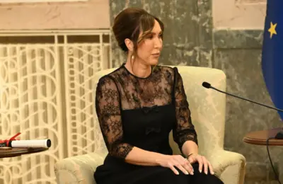 Nekada najbolja na svetu se ponižava javno: Izašla iz medijske ilegale, evo kako se dodvoravala Vučiću na prijemu