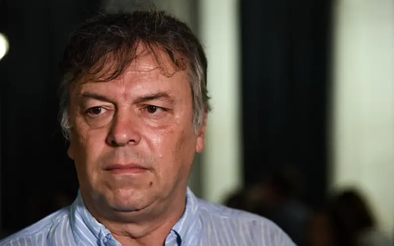 Nele Karajlić pao sa bine na Zemun festu: “Ostarilo se”