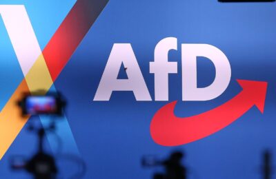 Nemačke škole zabranjuju olovke sa znakom AfD-a: „Ućutkuju učenike drugačijeg mišljenja“
