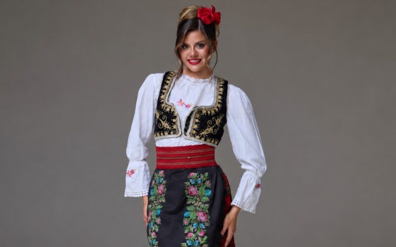 Nikolina Vujičić iz Čikaga nova Miss Universe Srbije 2026: Srpkinja iz Amerike osvojiła krunu u domovini