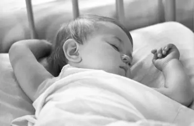 Ove bebe su odrastale uz veoma malo šećera: Decenijama kasnije, naučnici su otkrili zapanjujuću razliku