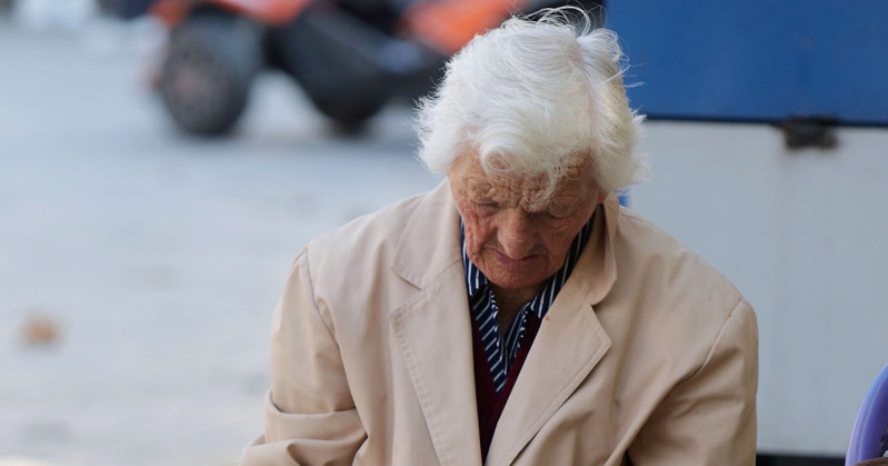 Penzionere čeka veća penzija i jednokratna pomoć: Kada stižu nove isplate