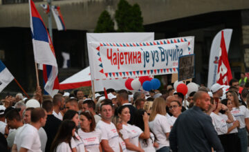 Počeo miting "Ujedinjena Srbija" u Užicu: Očekuje se obraćanje Vučića