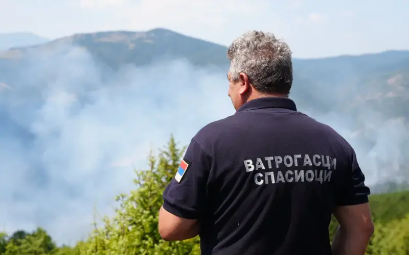 Požar na Goču: Vatra buknula na 1.200 metara nadmorske visine VIDEO