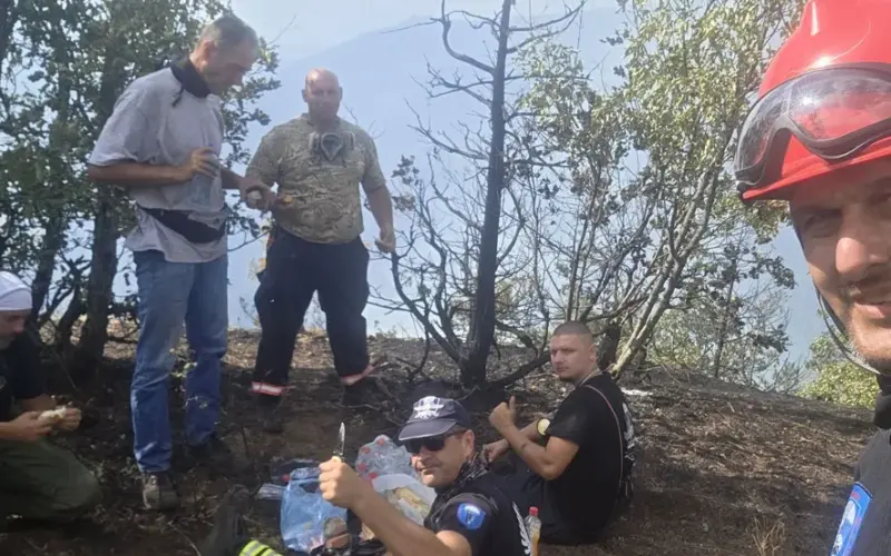 Predrag Matović (DVD “Padobranac”: “Nisu nam dali novac da sredimo vatrogasni kamion, jer podržavamo studente, ali mi idemo na stolove našim vozilima”