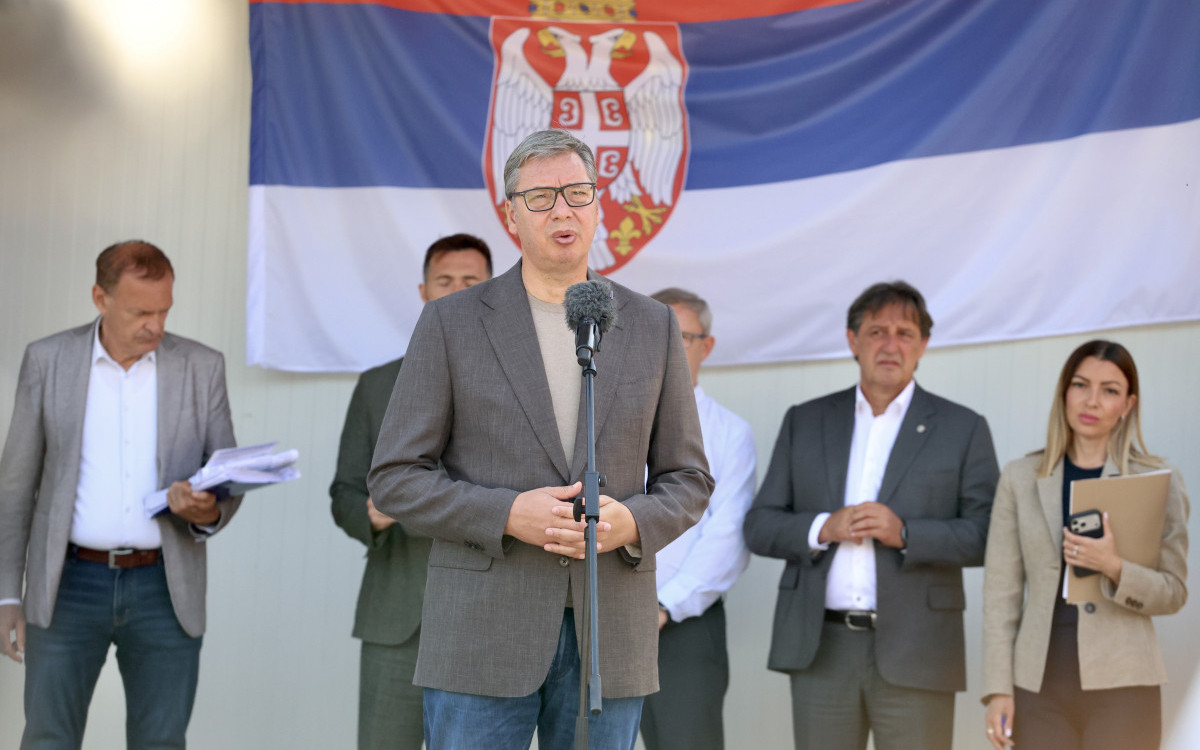 Vučić: Borimo se mirnim i diplomatskim sredstvima za Srbe na KiM, pogrom nećemo dozvoliti
