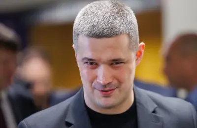 Smenjeni ministar odbrane šokirao Ukrajinu: „Polako gubimo rat protiv Rusije, imamo još nekoliko meseci“