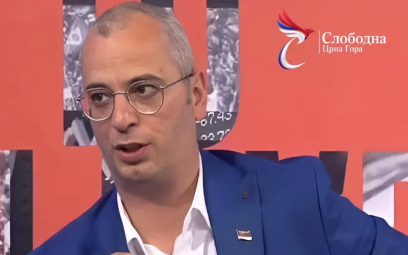 Spasoje Tomić: Vučić, među narodom, sa narodom, za narod!