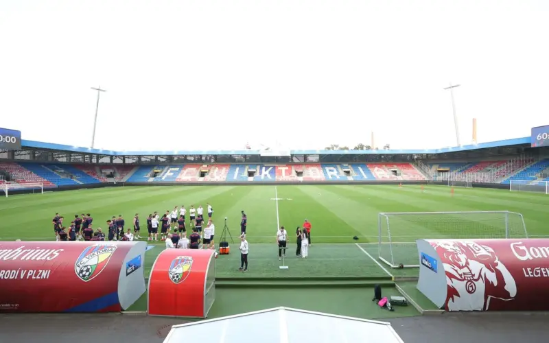 Stadion koji bi svaki navijač poželeo da vidi: Evo gde Zvezda igra u Plzenju VIDEO