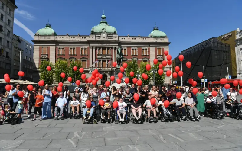 Terapiju za Dišenovu distrofiju čeka 65 dečaka: Vreme prolazi, a bolest ne čeka