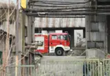 Vatra buknula nakon eksplozije: Dva radnika povređena u požaru u magacinu u Novom Sadu