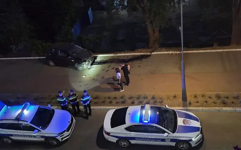 Vozaču (26) koji je bez dozvole preticao i pokosio porodicu u Kraljevu preti do 15 godina zatvora: Šta znamo o nesreći u kojoj je jedna devojčica (5) poginula, a druga (1) i roditelji povređeni