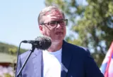 Vučić: Vatrogasci koji su gasili požar u Deliblatskoj peščari dobiće odlikovanje od države