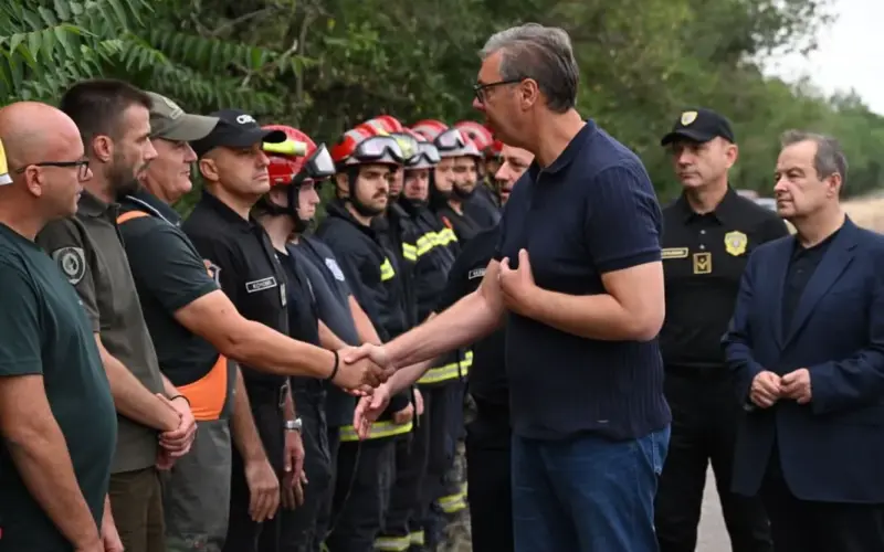 Vučić odgovorio Tepić: Od 2021. kupljeno devet puta više vatrogasnih vozila i opreme nego za prethodnih 37 godina