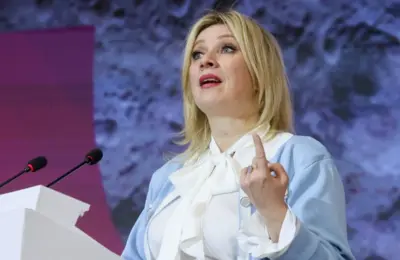 Zaharova: Dok Rusija gasi požare u Srbiji, NATO i EU potpiruju mržnju