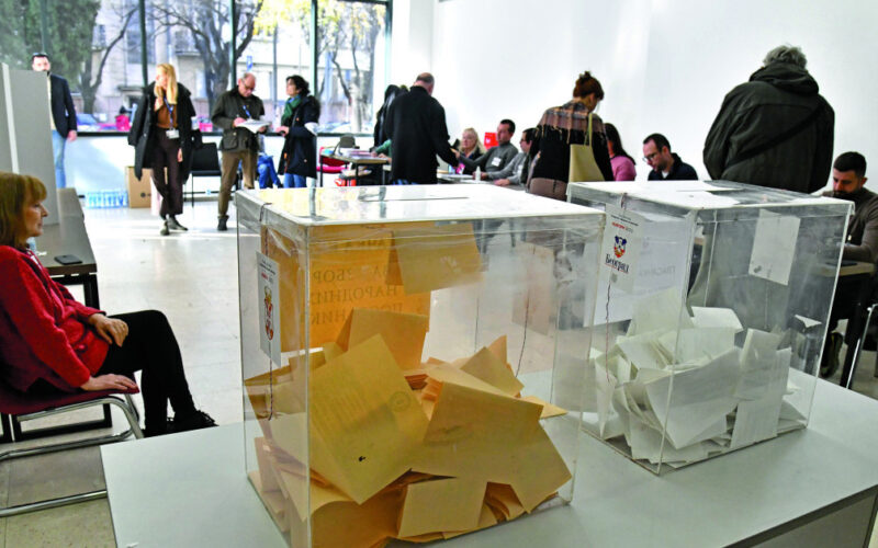 Vanredni parlamentarni izbori u Srbiji 25. oktobra
