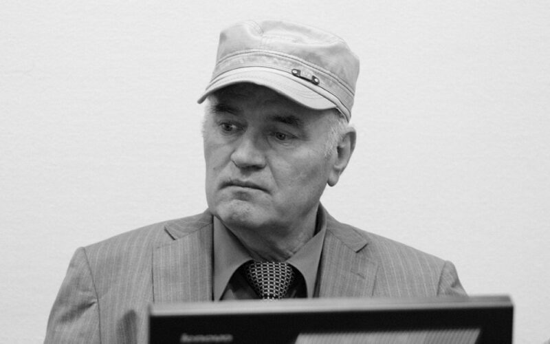 Preuzeto telo Ratka Mladića, evo kada stiže u Srbiju