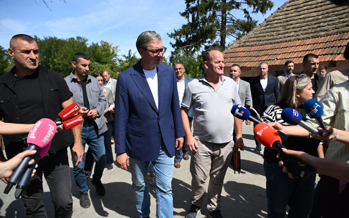 Vučić odgovorio Plenkoviću i najavio odlazak u Niš: Govorio i o organizaciji sahrane Ratka Mladića