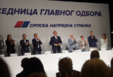 Odbori SNS danas počinju da prikupljaju potpise podrške za izbornu listu