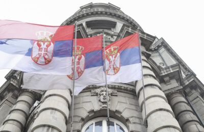 Vlada usvojila uredbe o boravišnoj taksi i pomoći za kupovinu kuća na selu