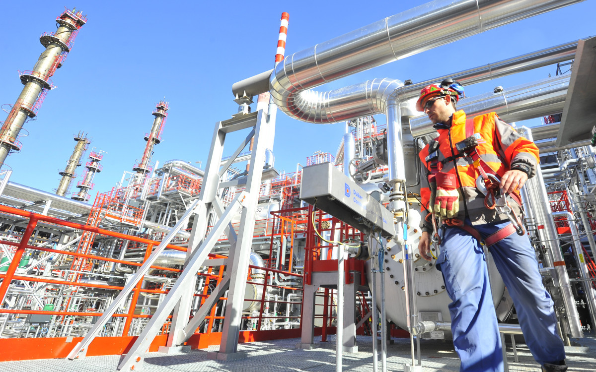 Gas najveći energetski izazov pred zimu: Skladišta puna, produženje licence za NIS neizvesno