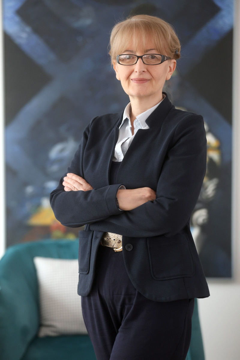 NIN / SNEŽANA KRSTIĆ