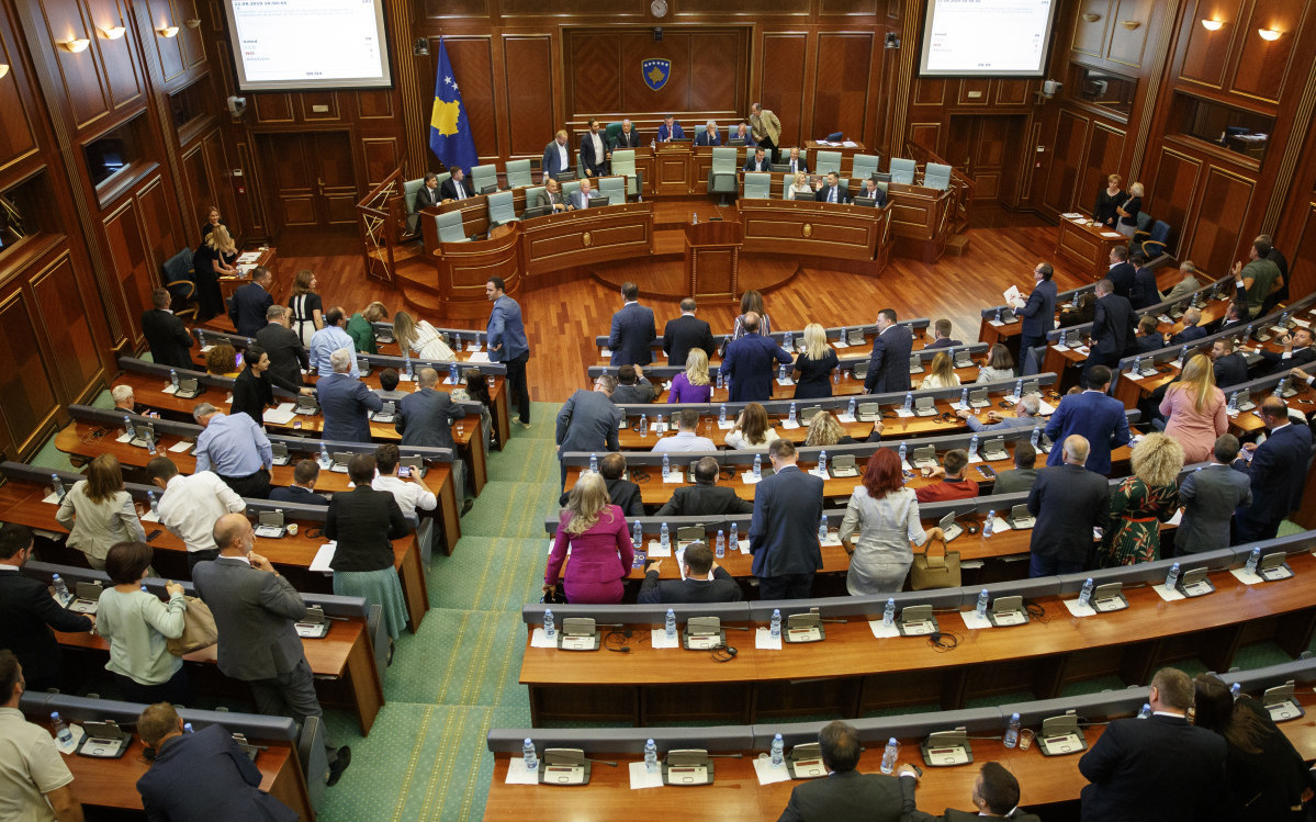 Poslanici DPK i Alijanse došli u skupštinu u Prištini, tražili nastavak konstitutivne sednice