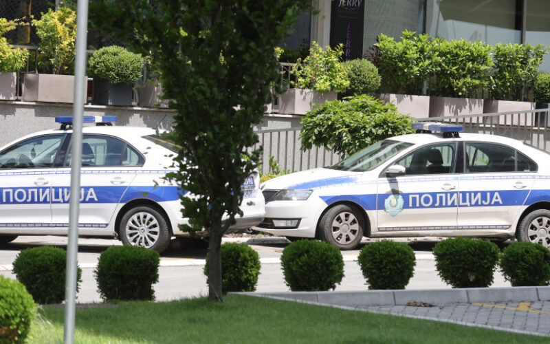 Uhapšen osumnjičeni da je tokom javnog okupljanja u Novom Sadu fizički napao ženu