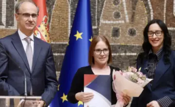 Bespovratna sredstva dobilo 150 majki: Objavljeni uslovi za pomoć pri kupovini prvog doma